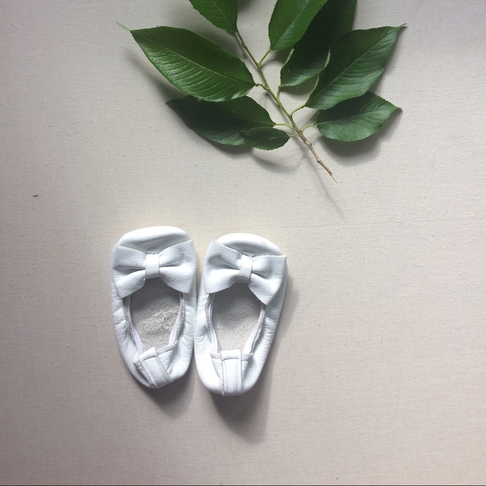 Lizzie Homemade toddler moccs
